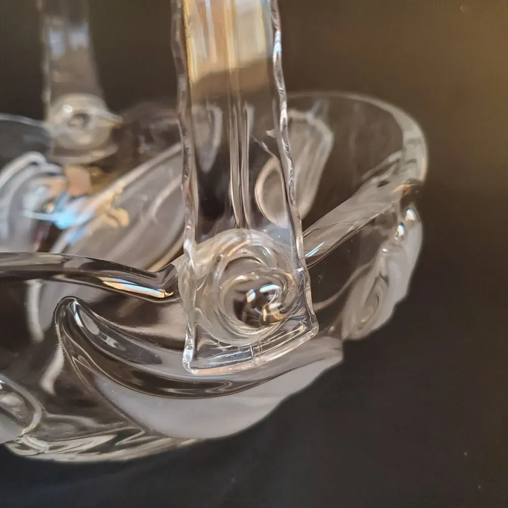 90s Mikasa Nadine Frosted Tulip Elegant Polished Glass Basket Acrylic Handle Vtg